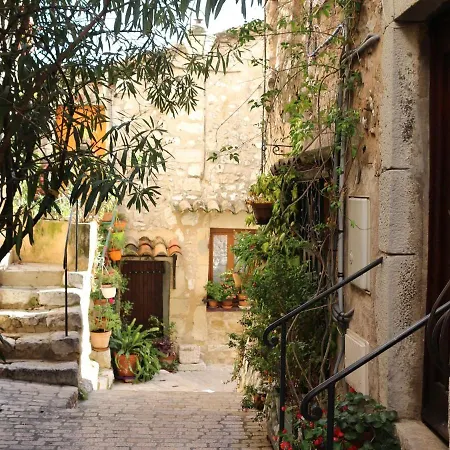 Excellent In A Great Location On The Cote D'azur